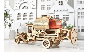 Model Mechanical Tanker